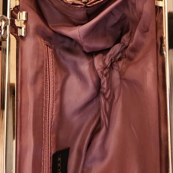 Jessica McClintock Women's Shimmer Burgandy/Rust Crinkle Envelope Purse - Picture 15 of 15